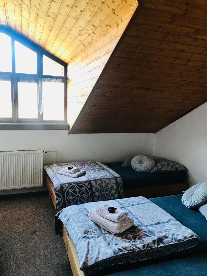 Hvezdonice Hostinec U Kuzelku Exteriör bild